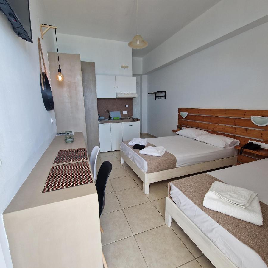 Edelweiss Aparthotel Tsoutsouros  Exterior photo