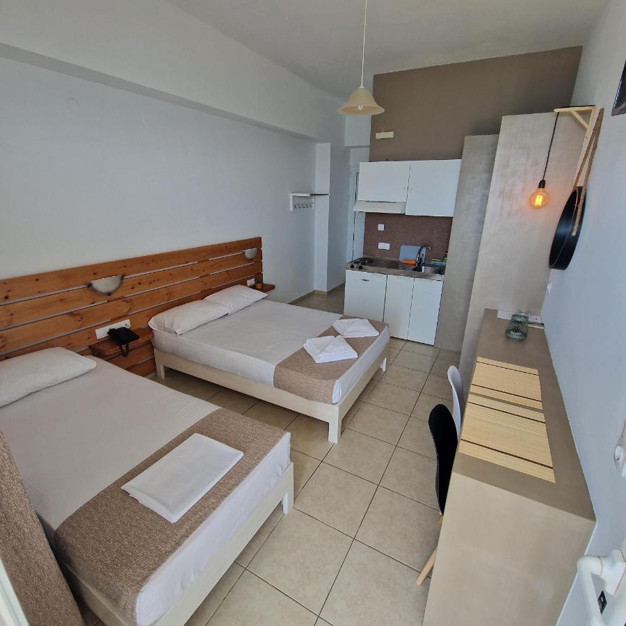 Edelweiss Aparthotel Tsoutsouros  Exterior photo