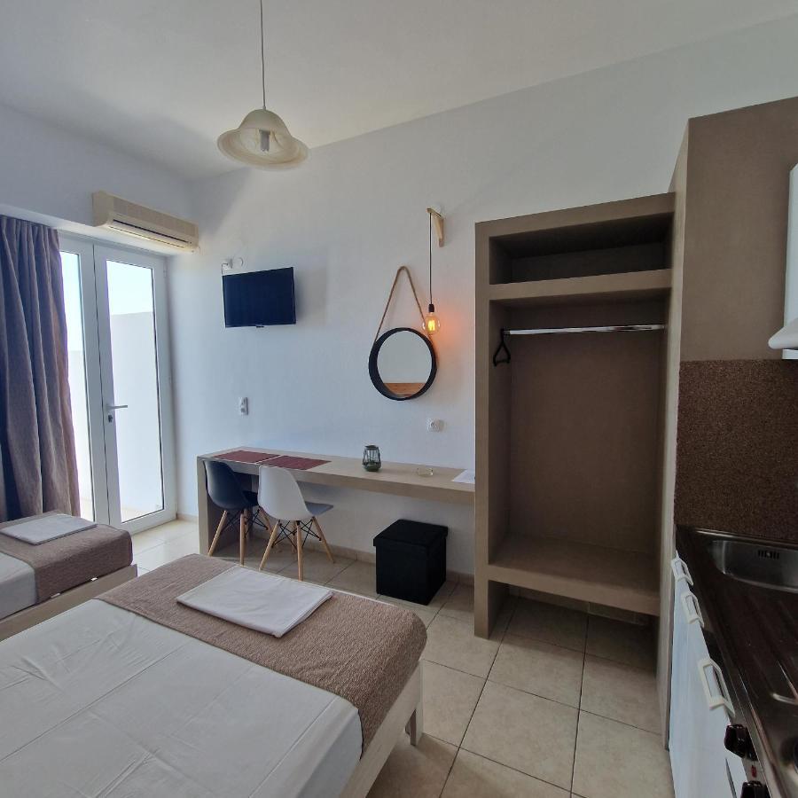 Edelweiss Aparthotel Tsoutsouros  Exterior photo