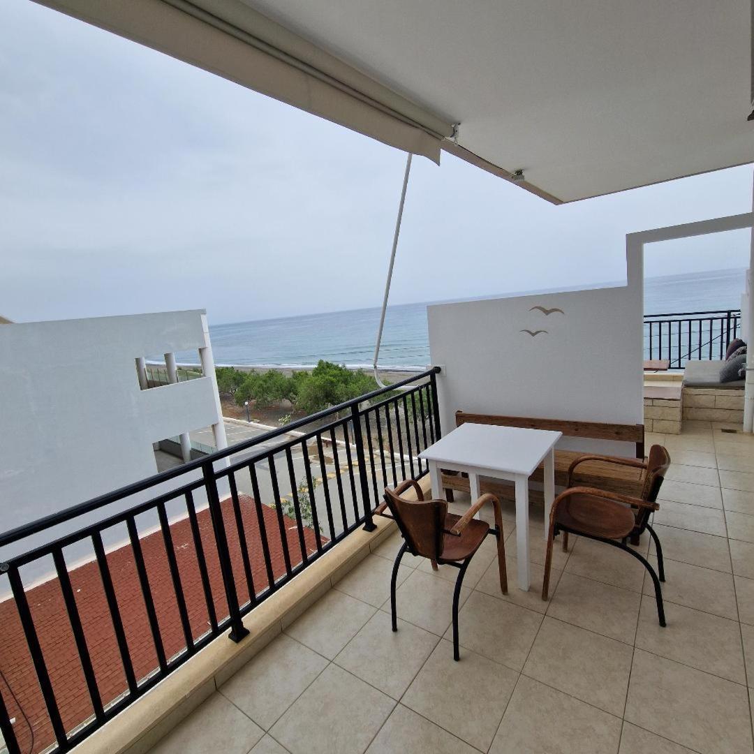 Edelweiss Aparthotel Tsoutsouros  Exterior photo