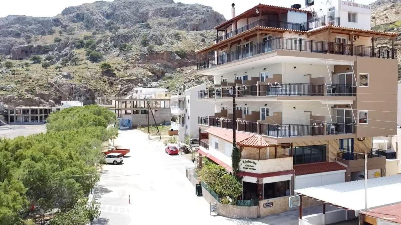 Edelweiss Aparthotel Tsoutsouros  Exterior photo